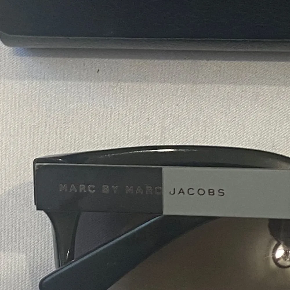 Marc by Marc Jacobs Sunglasses Black on Black with Brown,Silver, Gray Metal
